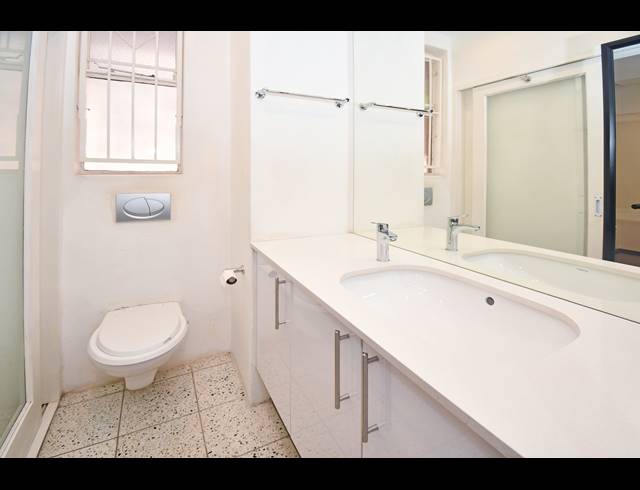 3 BEDROOM APARTMENT FOR SALE IN BIRDHAVEN